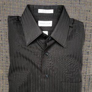 Van Heusen Men’s Dress Shirt (M 32/33)